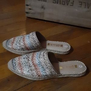 Vidorreta Woven Top Mules/Slides Size 6 1/2